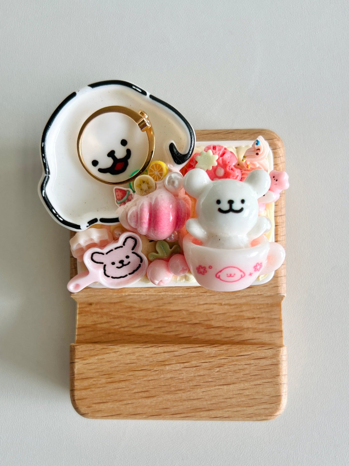 Dog-Theme-Personalized-Phone-Stand-With-Ring