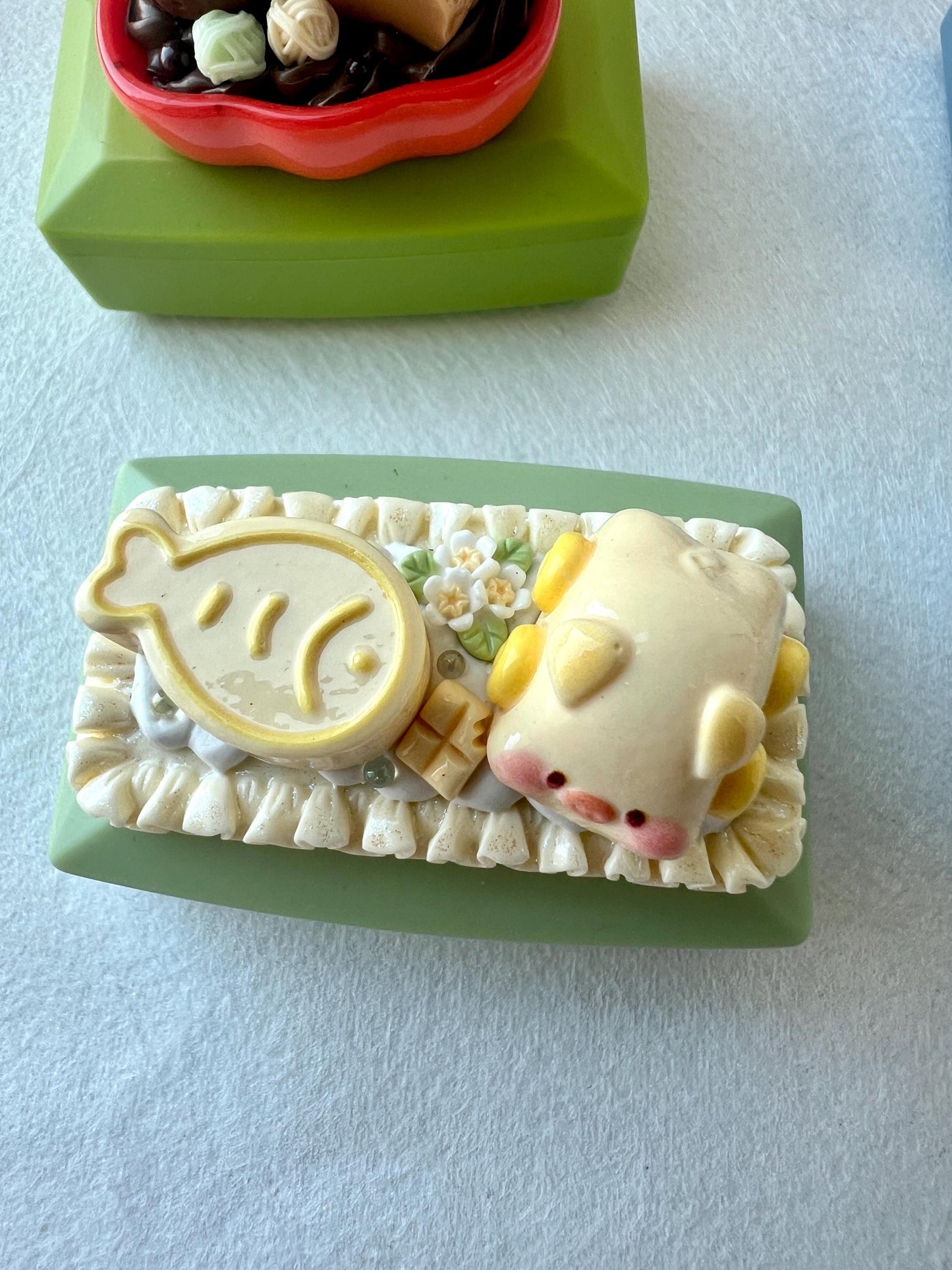 Colorful Contact Lens Case with Cute Food & Animal Charms