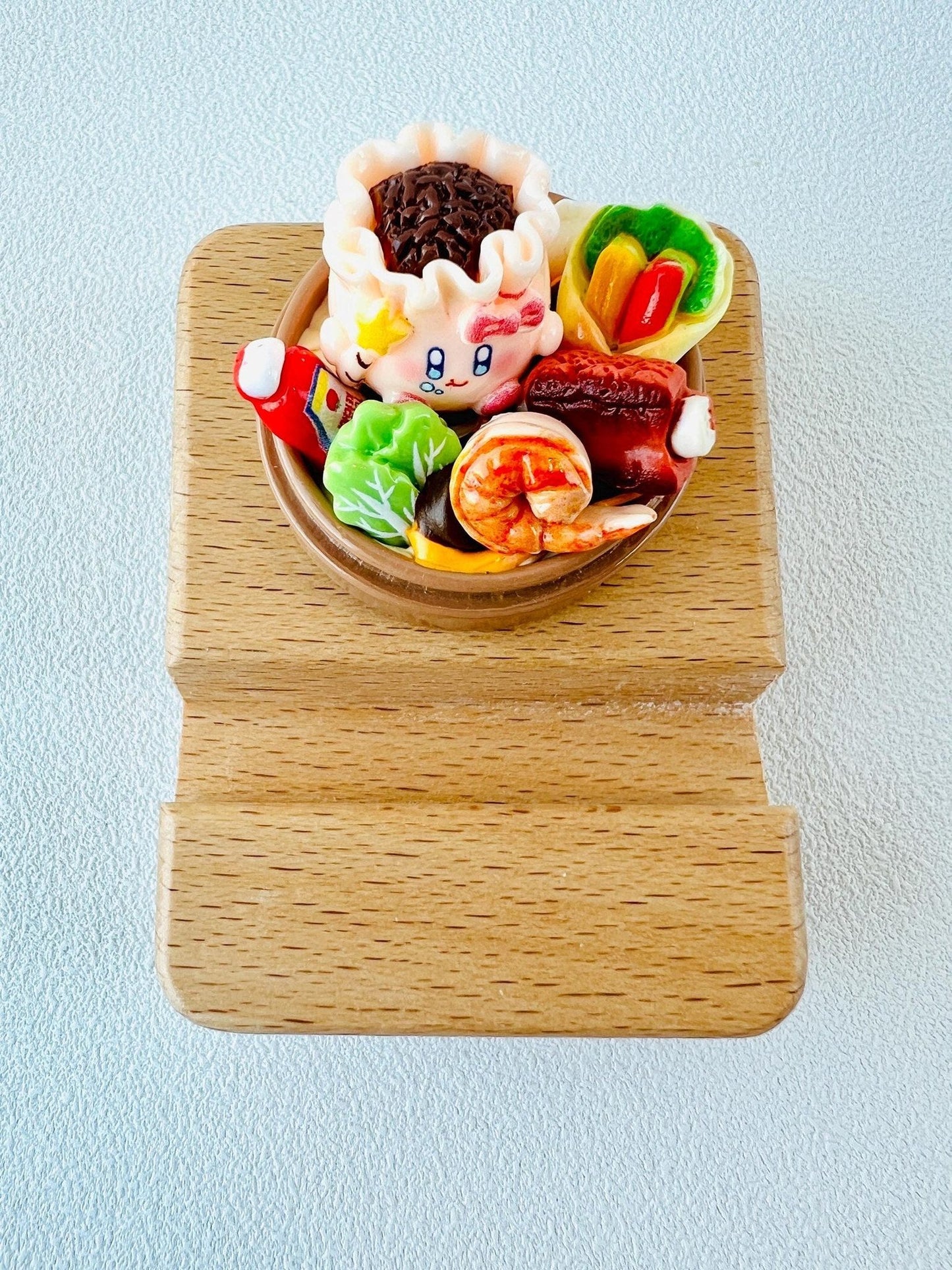 Food Themed Personalized Name Engraving Phone Dock Miniature Food Wooden Phone Support Phone Holder Desk Decor Adorable Gift