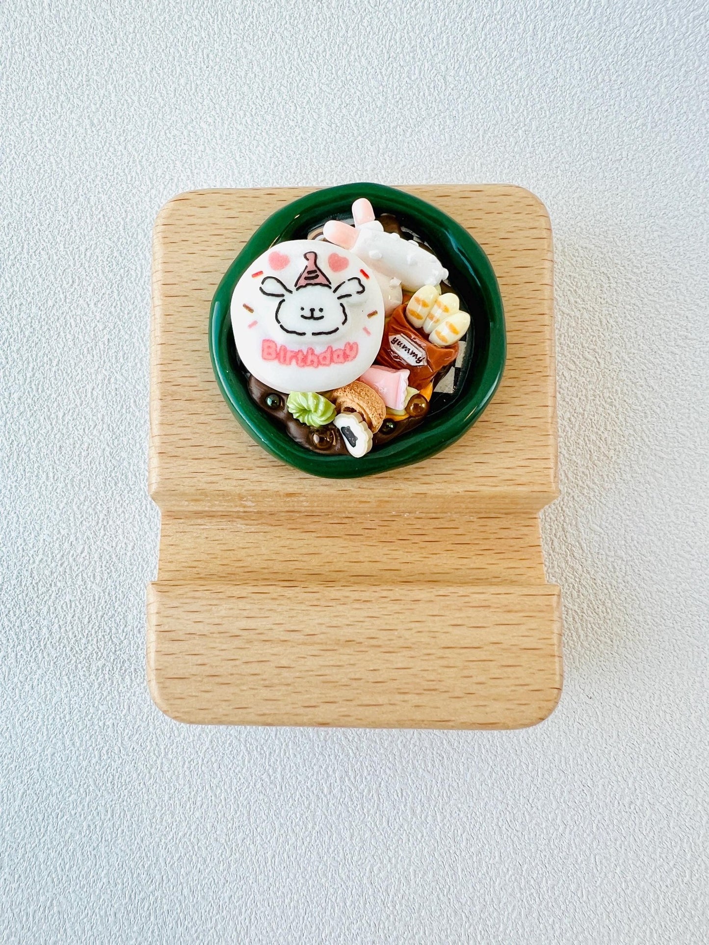 Birthday Cake Theme Personalized Engraving Phone Stand with Cute Charms Wooden Phone Support Phone Holder Desk Adorable Birthday Gift