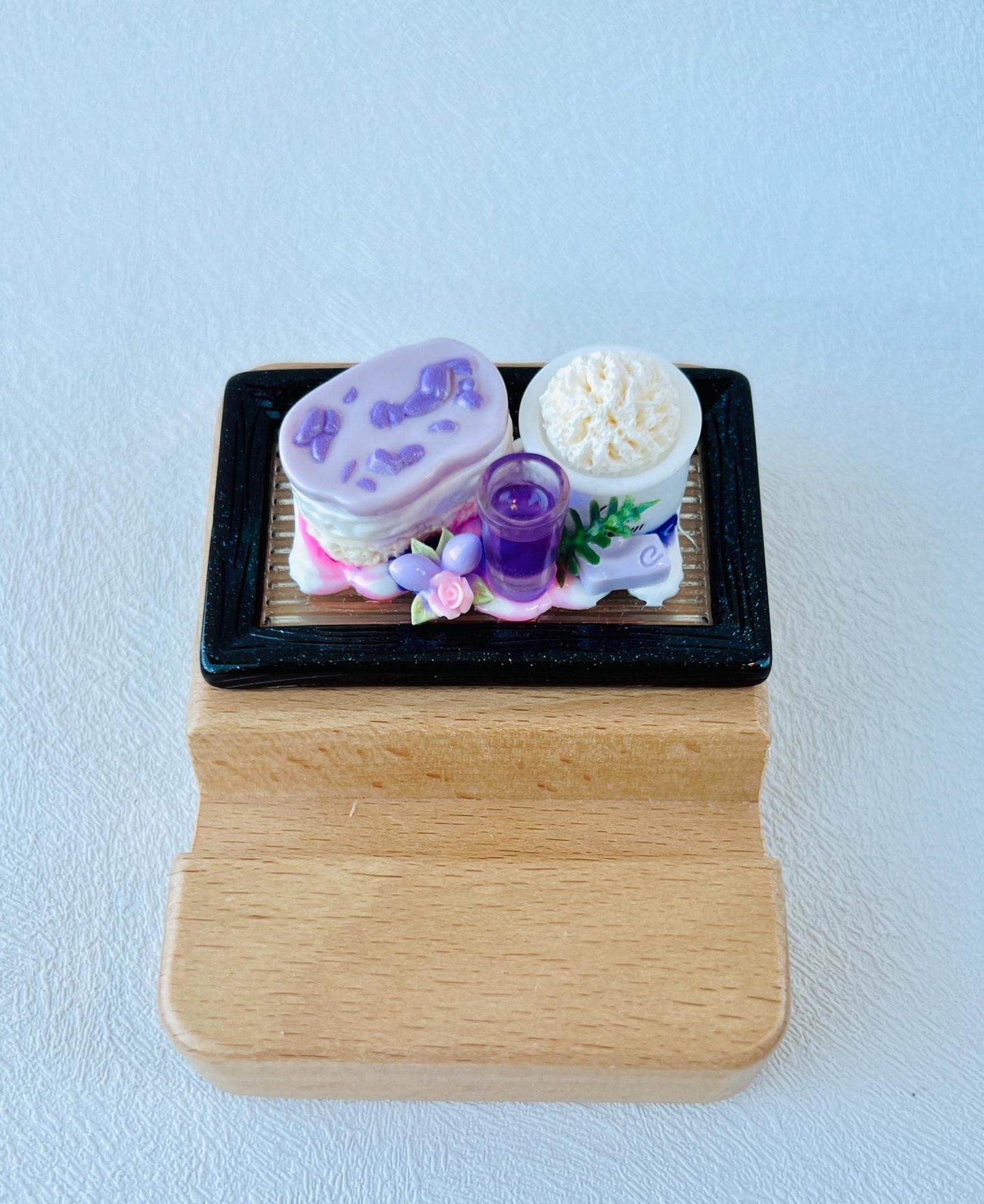 Food Theme Personalized Engraving Phone Stand Miniature Food Wooden Phone Support Phone Holder Desk Decor Adorable Gift