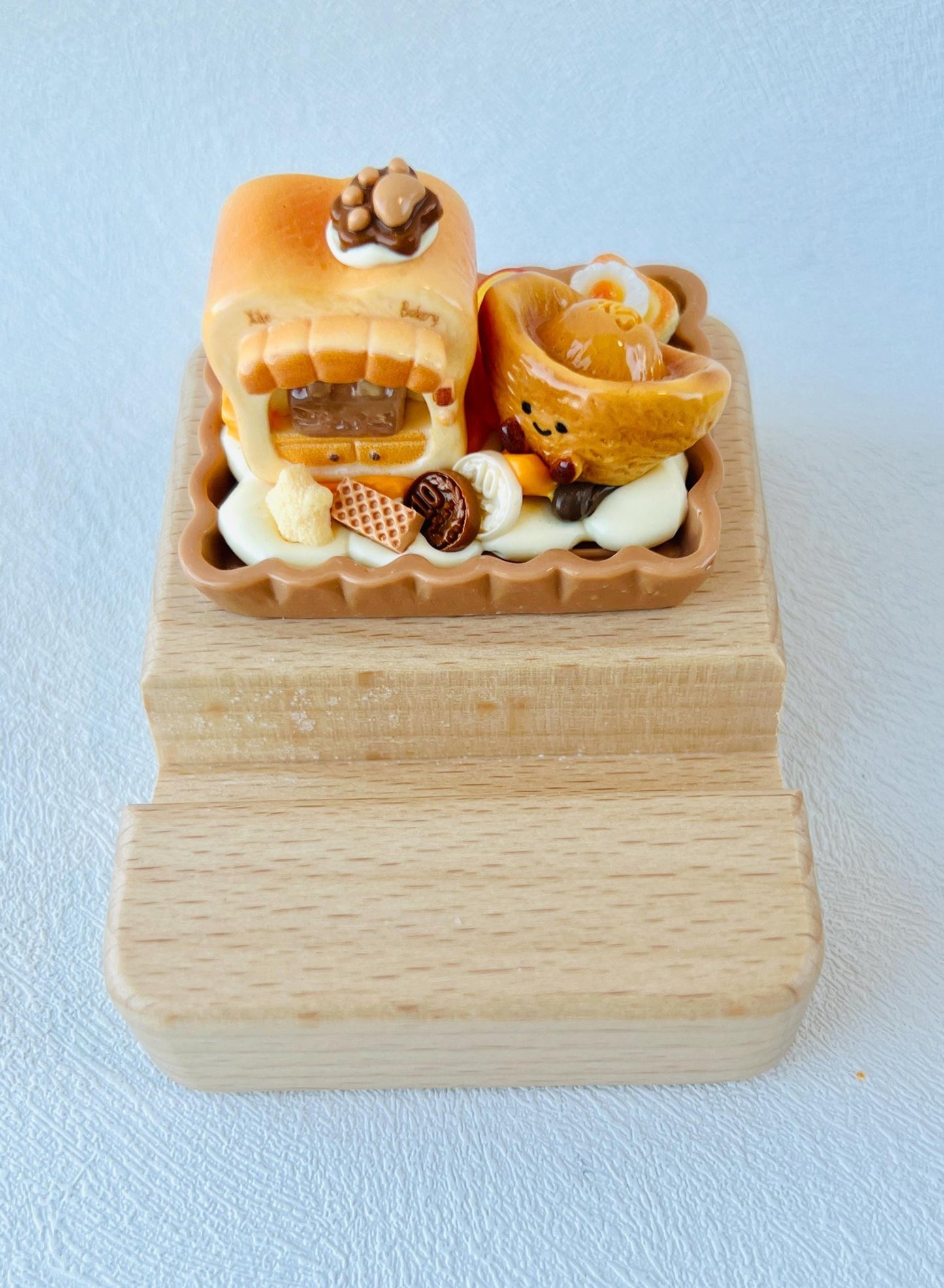 Food Themed Personalized Engraving Phone Stand Wooden Phone Support Cute Phone Holder Phone Accessory Desk Decor Adorable Gift