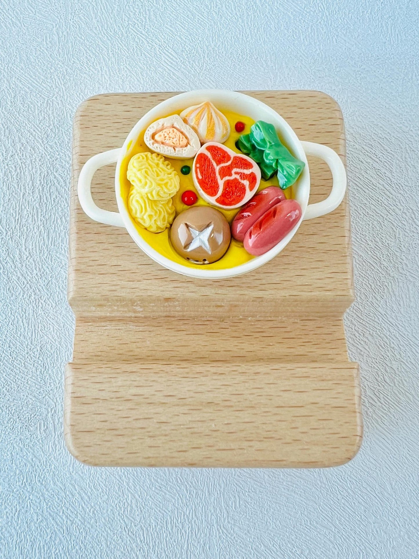 Food Themed Personalized Engraving Phone Stand Wooden Phone Support Cute Phone Holder Desk Decoration Unique Phone Stand for Gifts