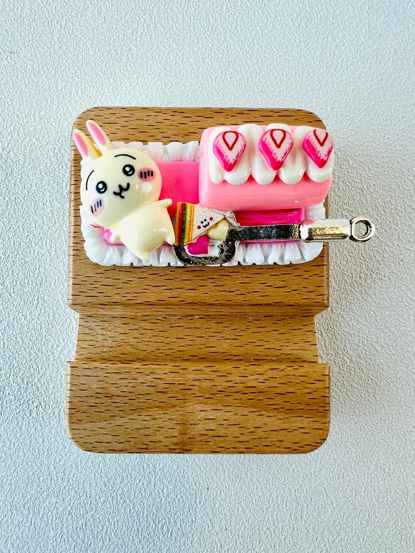 Chiikawa Themed Personalized Name Engraving Phone Stand