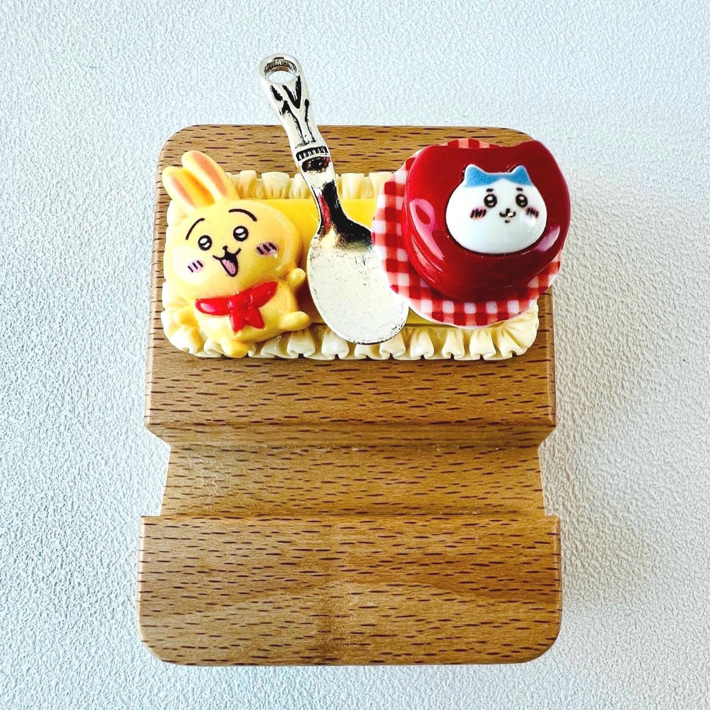 Chiikawa Themed Personalized Name Engraving Phone Stand
