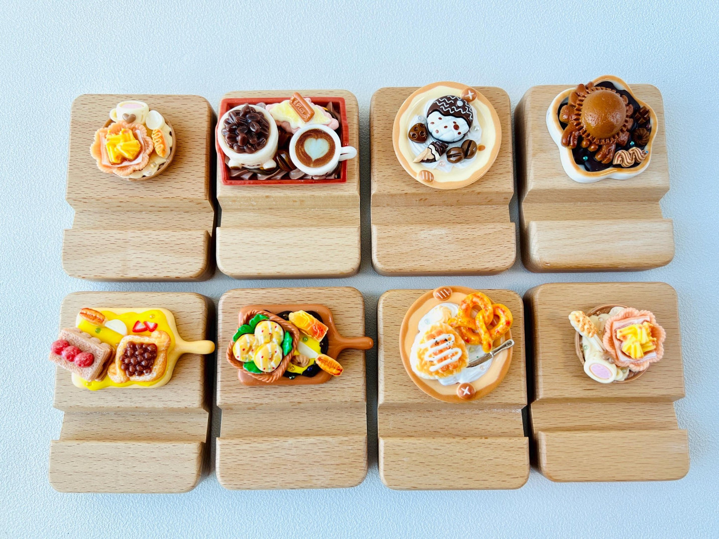 Food Themed Personalized Name Engraving Phone Dock Miniature Food Wooden Phone Support Phone Holder Desk Decor Adorable Gift