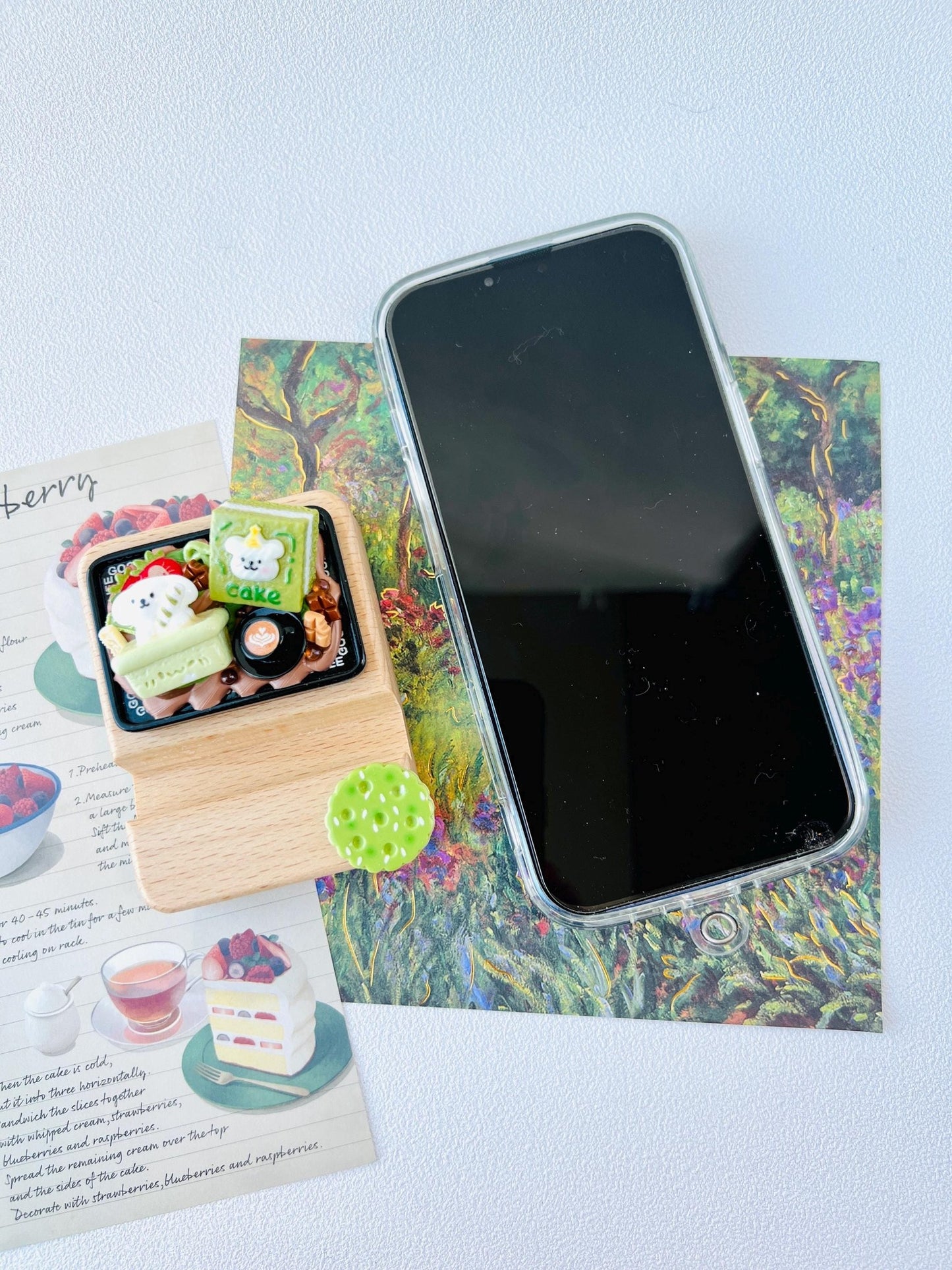 Birthday Cake Theme Personalized Engraving Phone Stand with Cute Charms Wooden Phone Support Phone Holder Desk Adorable Birthday Gift
