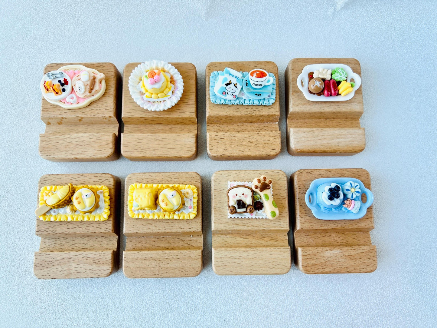 Food Themed Personalized Name Engraving Phone Dock Miniature Food Wooden Phone Support Phone Holder Desk Decor Adorable Gift