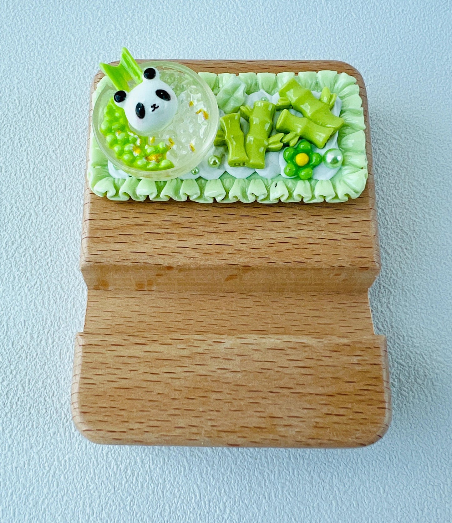 Panda Themed Personalized Name Engraving Phone Stand Wooden Phone Support Phone Holder Desk Decor Adorable Gift