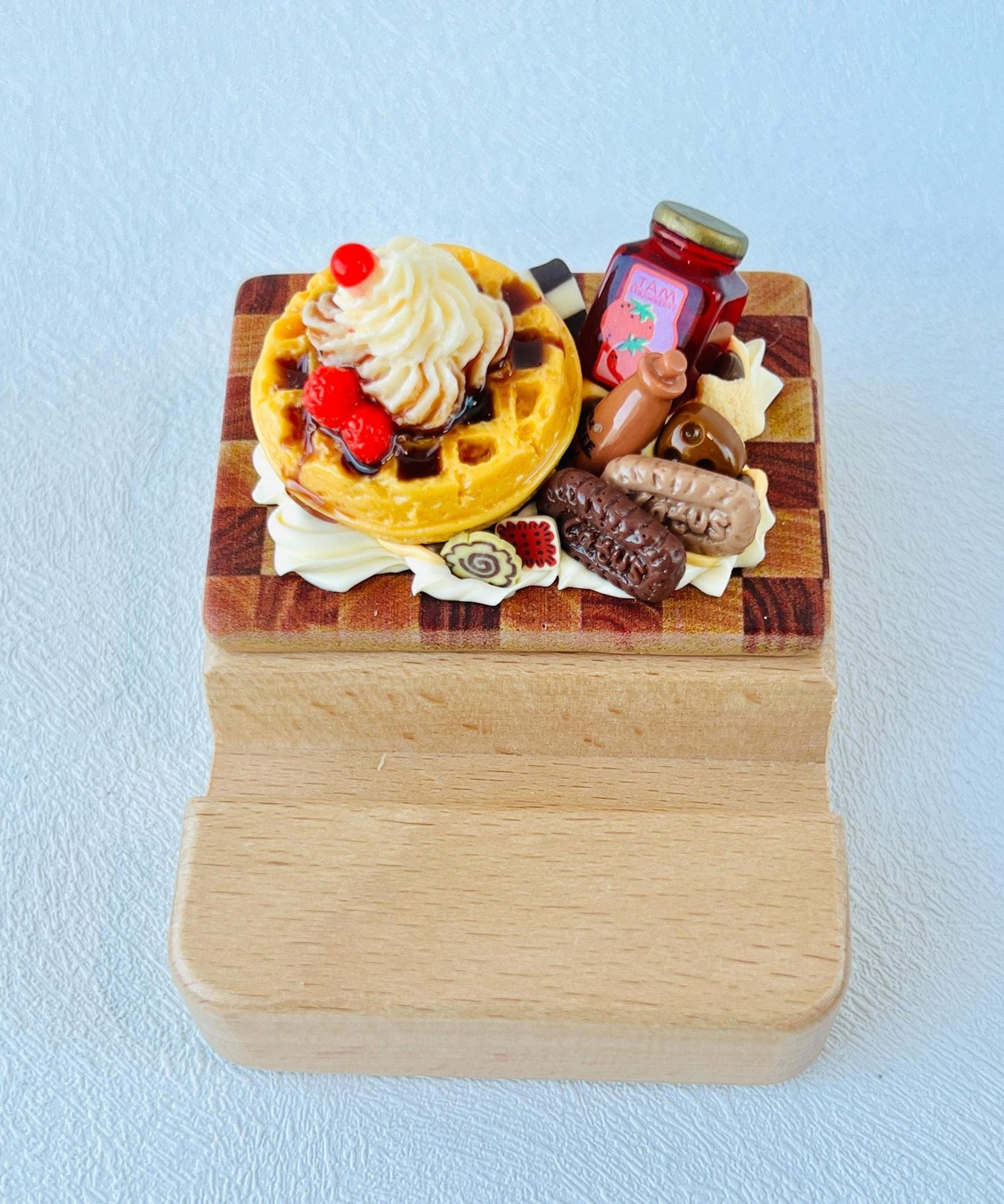 Food Theme Personalized Engraving Phone Stand Miniature Food Wooden Phone Support Phone Holder Desk Decor Adorable Gift
