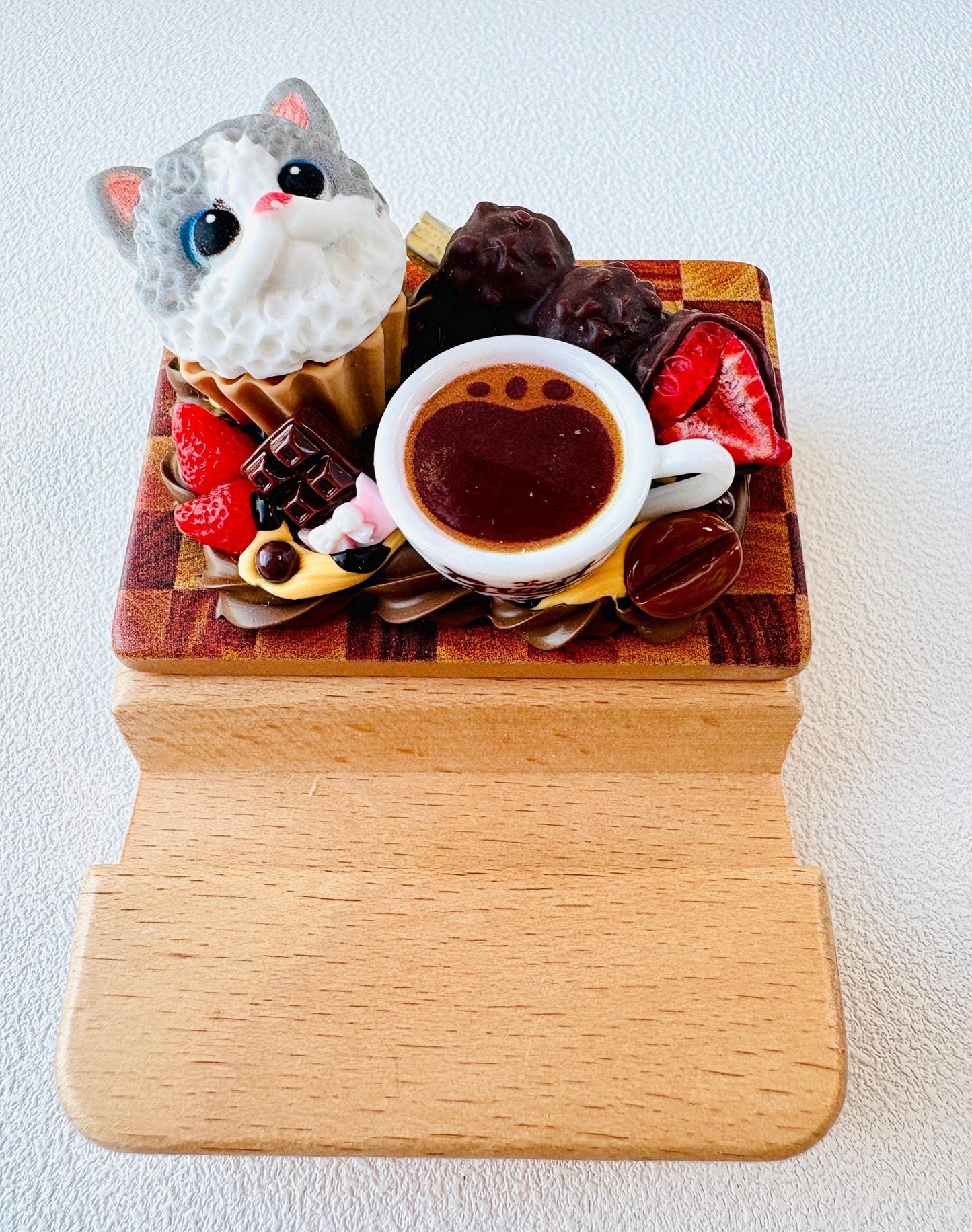 Cat Theme Personalized Engraving Phone Stand Kitten Wooden Phone Support Unique Phone Holder Desk Decor Adorable Gift