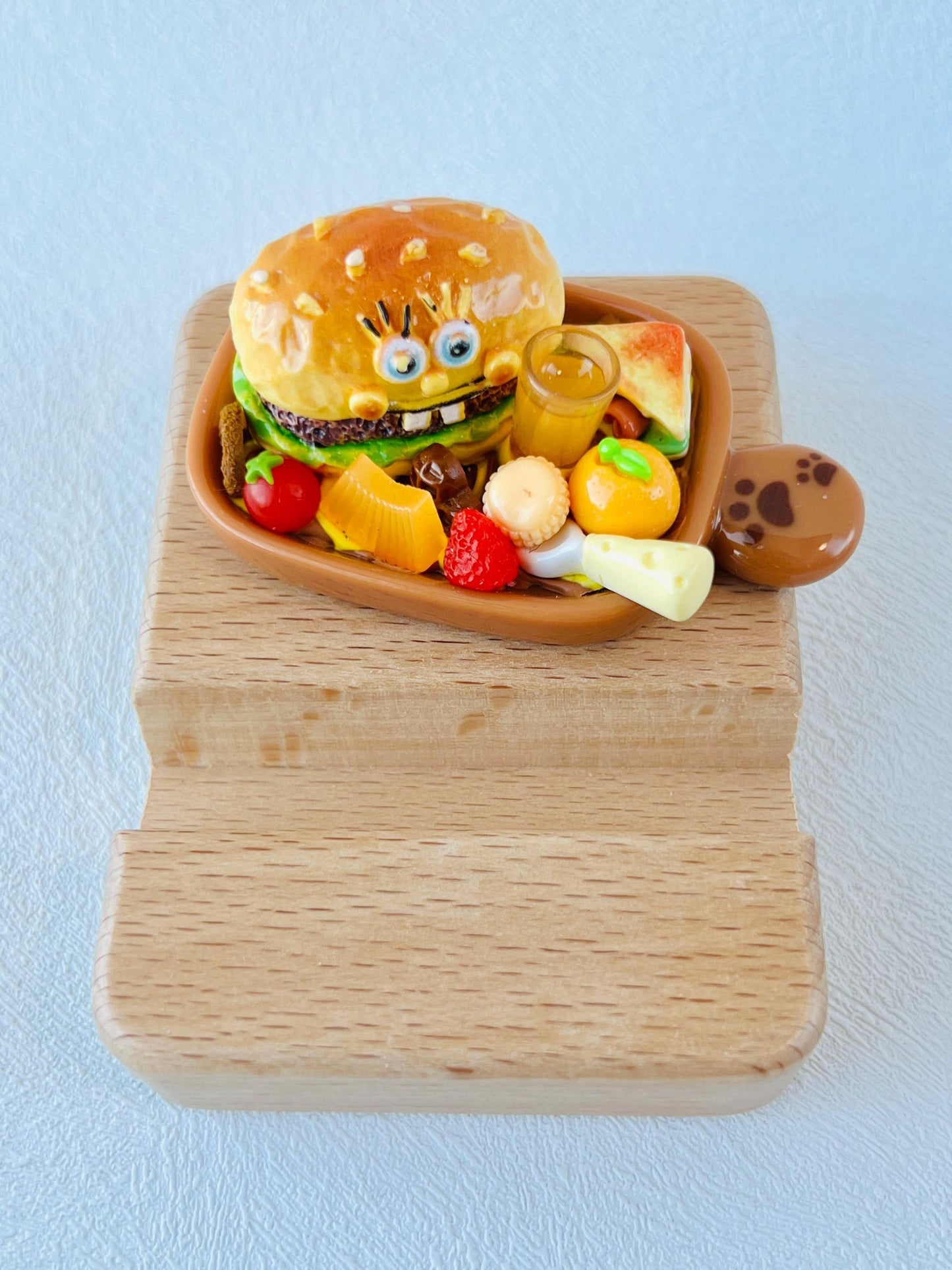 Fast Food Themed Personalized Name Engraving Wooden Phone Stand