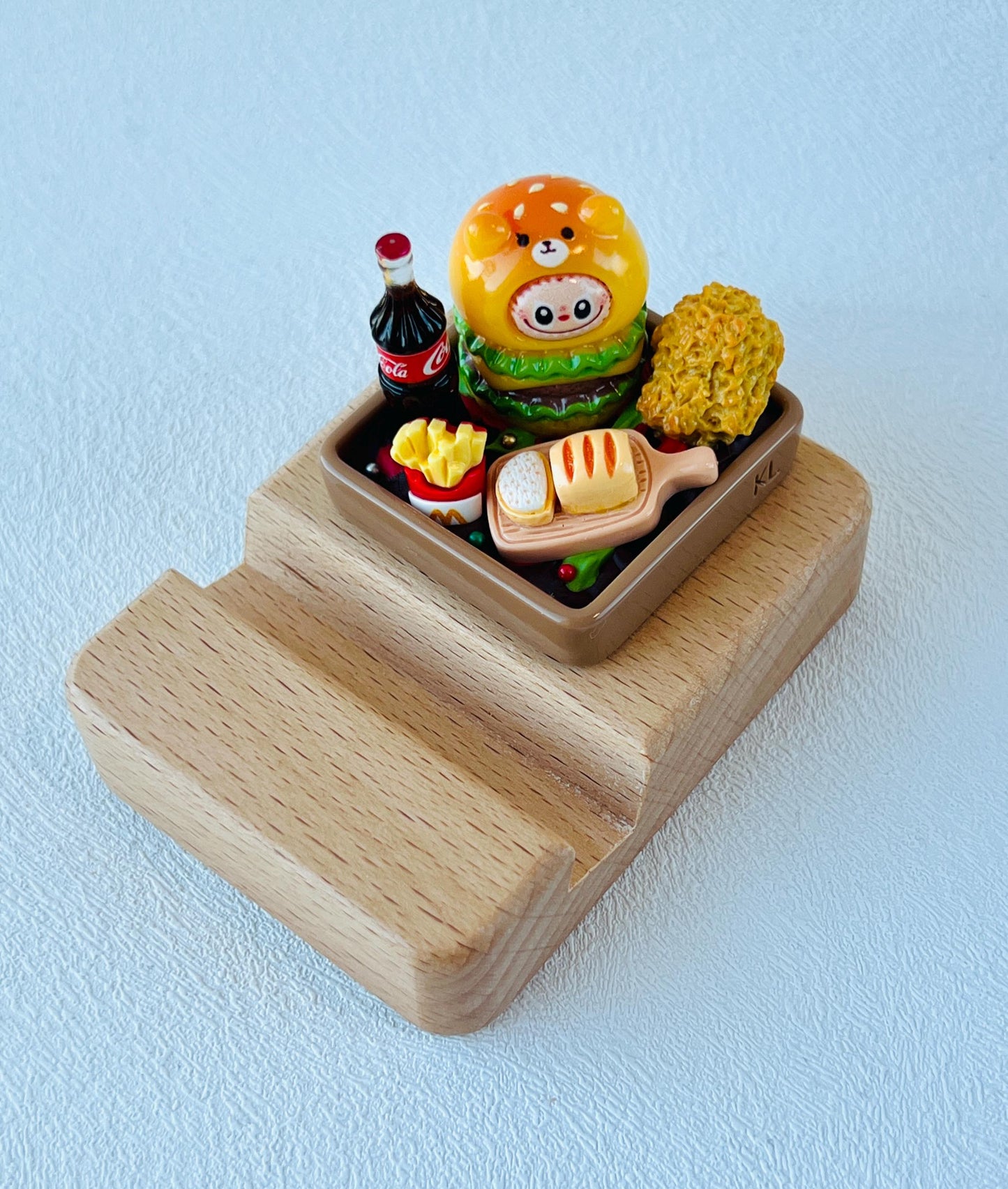 Labubu Personalized Engraving Phone Stand Wooden Phone Support Decorated with Labubu Charms Phone Holder Desk Adorable Gift