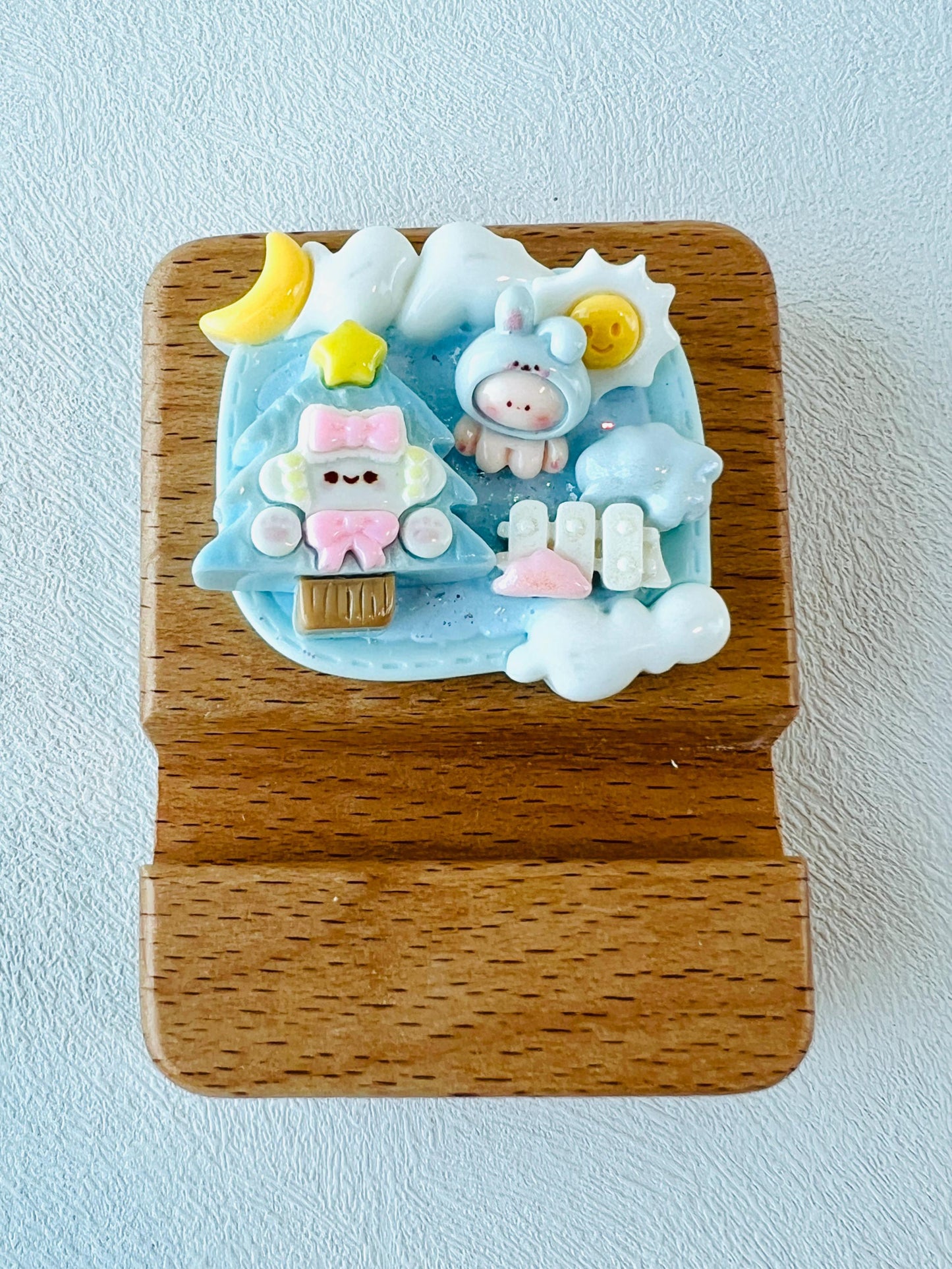 Rabbit Themed Personalized Name Engraving Phone Stand Bunny Wooden Phone Support Phone Holder Desk Decor Adorable Gift