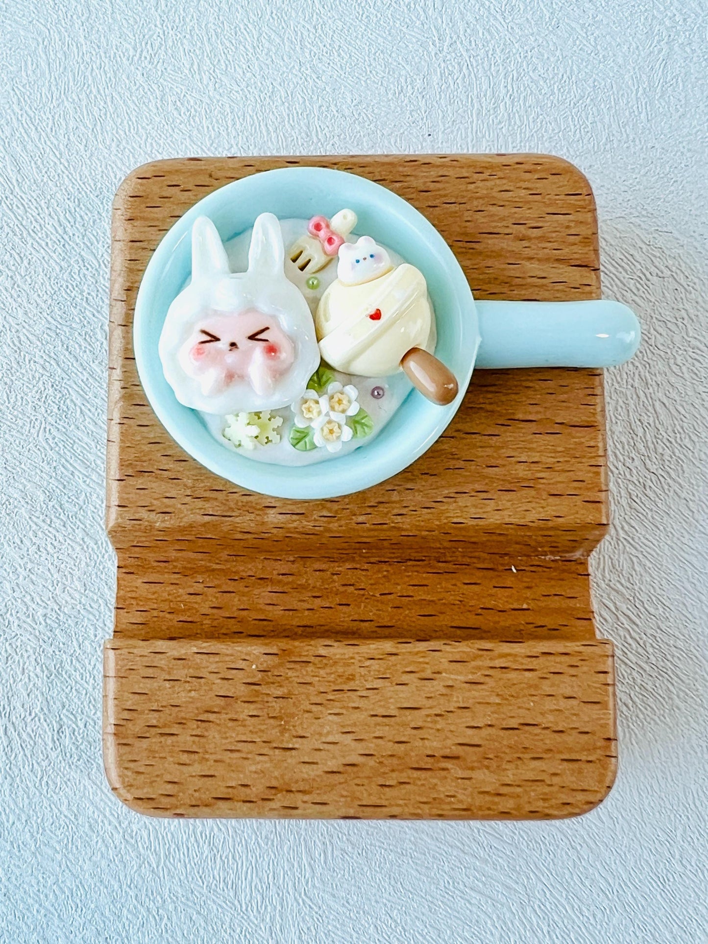 Personalized Name Engraving Phone Stand Bunny Wooden Phone Holder Rabbit Personalized Gift Desk Decoration Birthday Gift Idea Desk Aesthetic