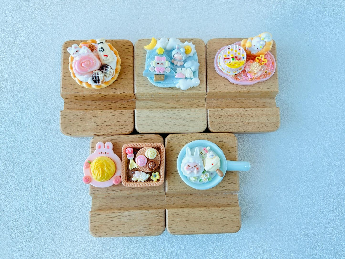 Personalized Name Engraving Phone Stand Bunny Wooden Phone Holder Rabbit Personalized Gift Desk Decoration Birthday Gift Idea Desk Aesthetic