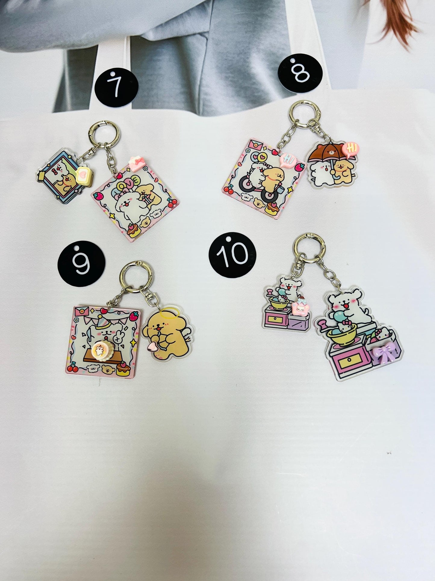 Maltese Puppy Keychain Decorated with Resin Charms | Kawaii Charm Bag Charm Handmade Accessory Acrylic Keychain Gift
