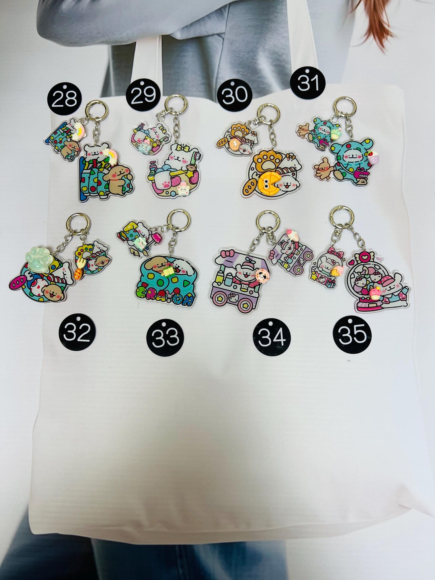 Maltese Puppy Keychain Decorated with Resin Charms | Kawaii Charm Bag Charm Handmade Accessory Acrylic Keychain Gift