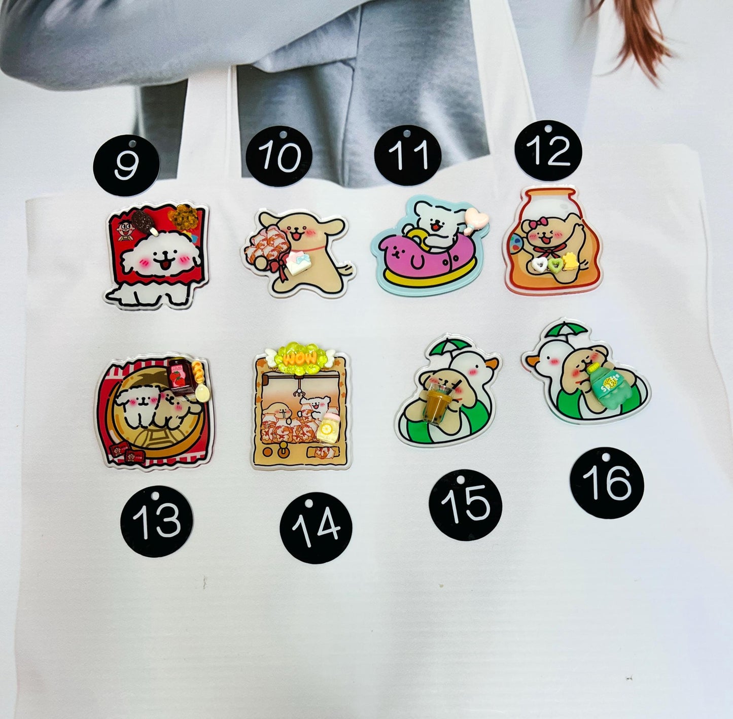 Maltese Puppy Keychain Decorated with Resin Charms | Kawaii Charm Bag Charm Handmade Accessory Acrylic Keychain Gift