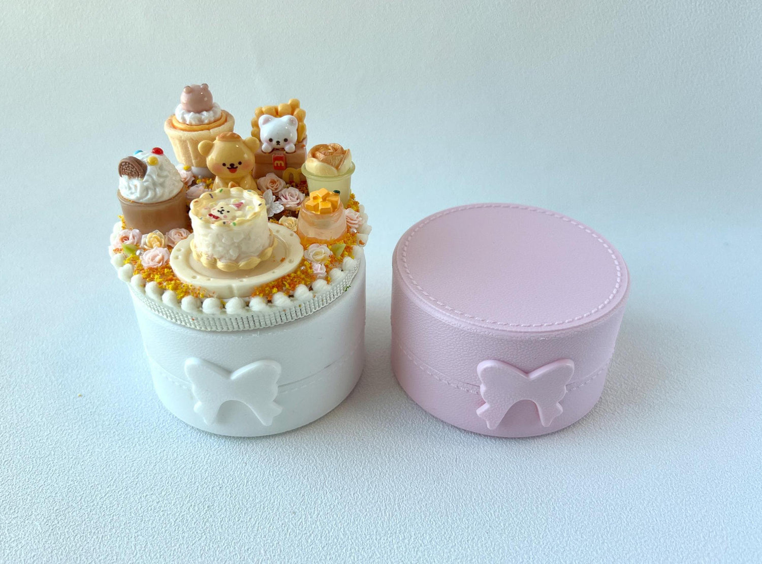 Decorated Round Storage Box for Jewelry and Accessories