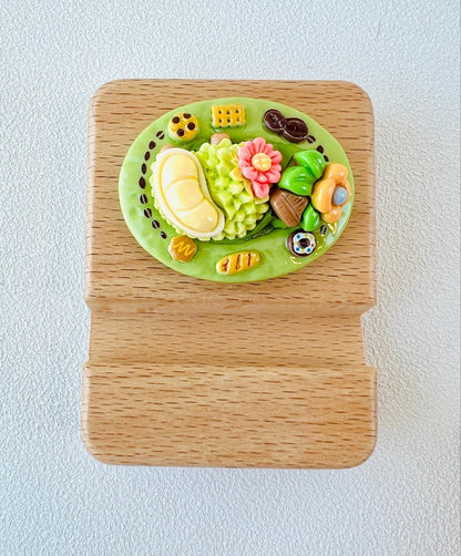 Food Themed Personalized Name Engraving Wooden Phone Stand