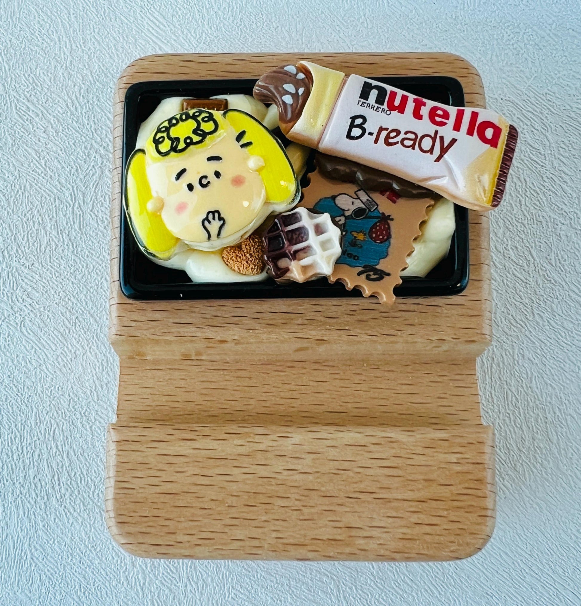 Dog Theme Personalized Engraving Phone Stand Puppy Wooden Phone Support Phone Holder Desk Decor Adorable Gift
