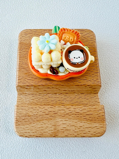 Sanrio Theme Personalized Engraving Wooden Phone Stand