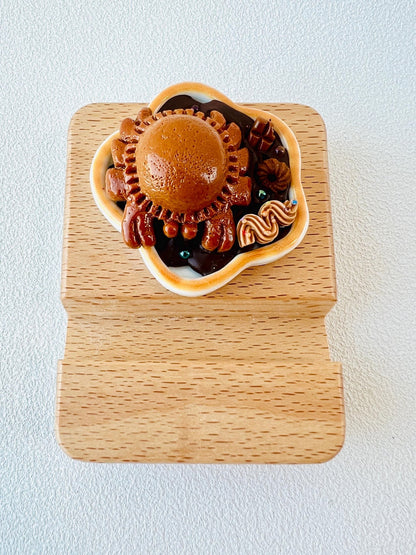 Food Themed Personalized Name Engraving Phone Dock Miniature Food Wooden Phone Support Phone Holder Desk Decor Adorable Gift