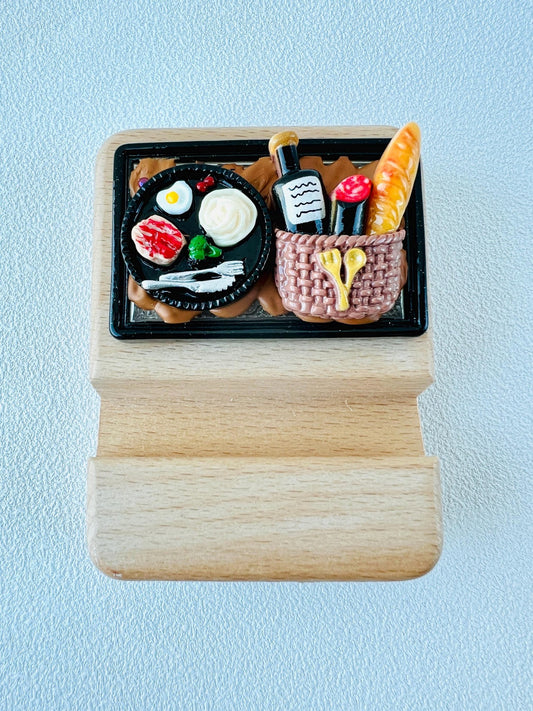 Food Themed Personalized Name Engraving Phone Dock Miniature Food Wooden Phone Support Phone Holder Desk Decor Adorable Gift