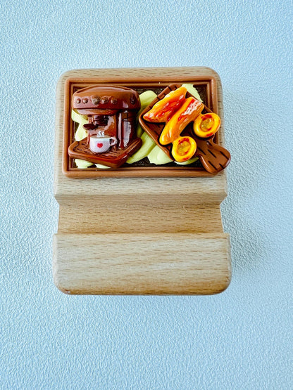 Food Themed Personalized Name Engraving Phone Dock Miniature Food Wooden Phone Support Phone Holder Desk Decor Adorable Gift