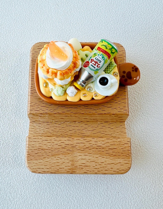 Food Themed Personalized Name Engraving Phone Dock Miniature Food Wooden Phone Support Phone Holder Desk Decor Adorable Gift