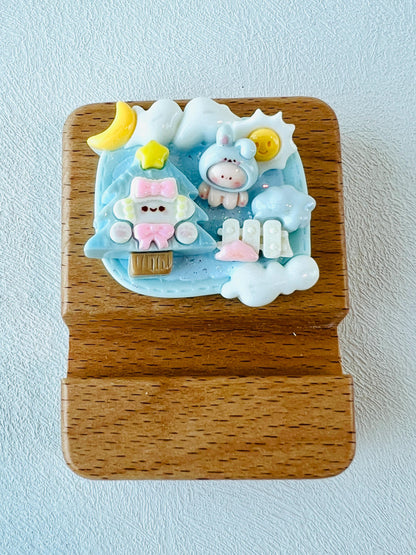 Rabbit Themed Personalized Name Engraving Phone Stand Bunny Wooden Phone Support Phone Holder Desk Decor Adorable Gift