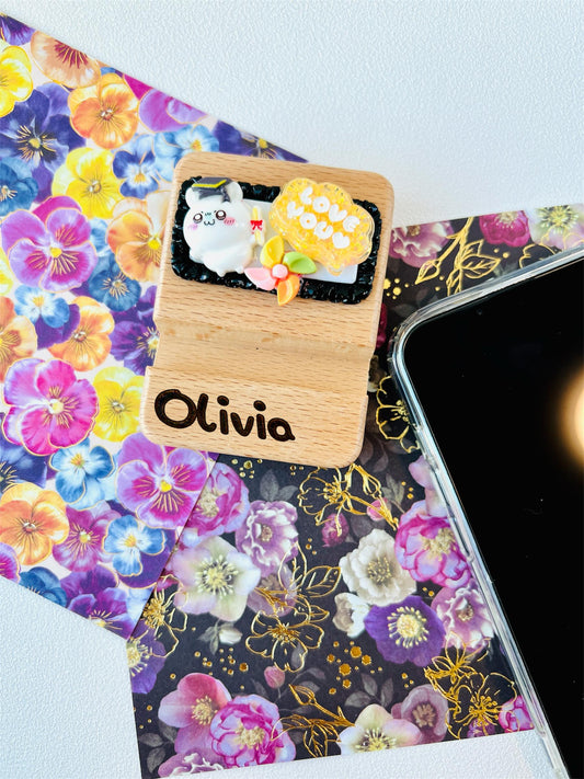 Cute Personalized Phone Stand Chiikawa Graduation Personalized Gift Name Engraved Wooden Phone Holder Desk Decoration Kawaii Gift