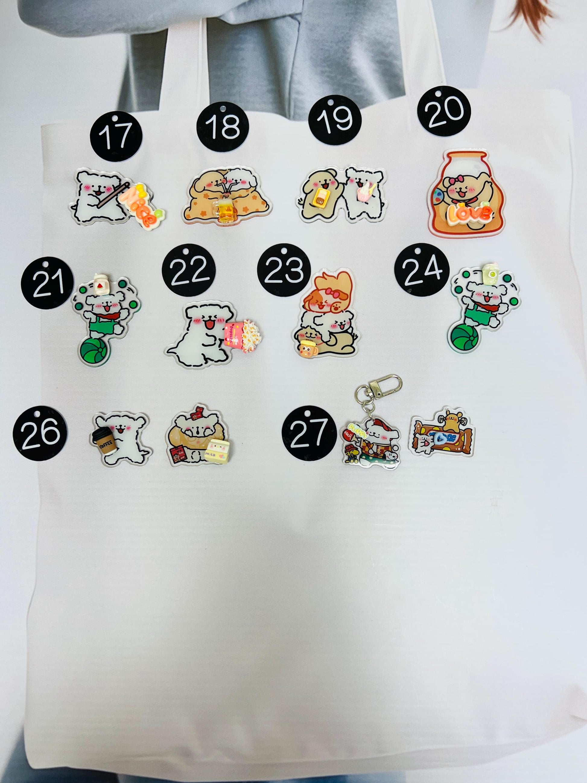 Maltese Puppy Keychain Decorated with Resin Charms | Kawaii Charm Bag Charm Handmade Accessory Acrylic Keychain Gift