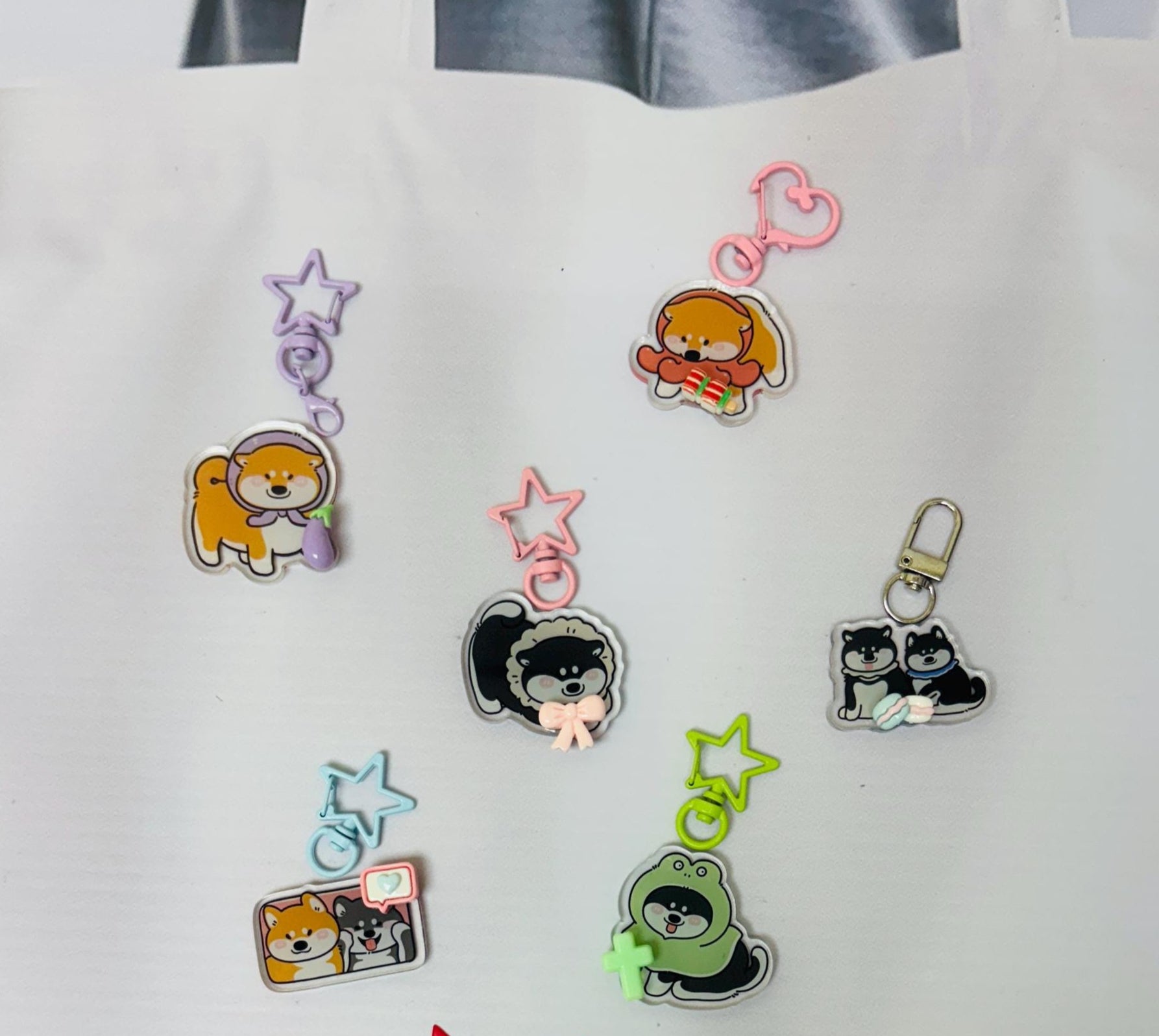 Shiba Keychain Decorated with Resin Charms | Kawaii Puppy Charm Bag Charm Handmade Accessory Acrylic Keychain Gift