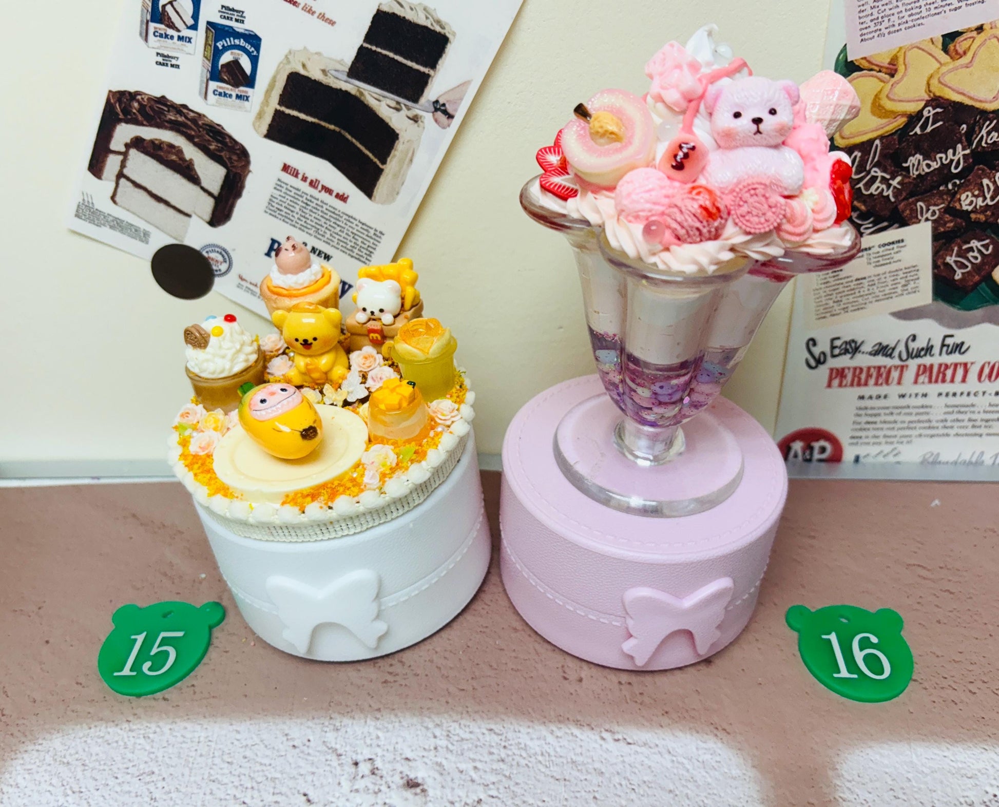 Storage Box Decorated with Charms | Round Jewellery Box Cutecore Accessory
