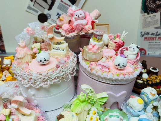 Storage Box Decorated with Charms | Round Jewellery Box Cutecore Accessory