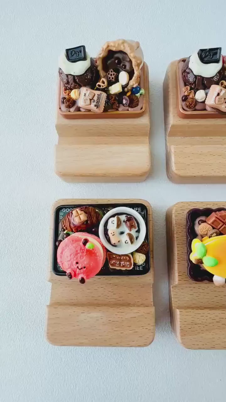 Food Themed Personalized Name Engraving Phone Dock Miniature Food Wooden Phone Support Phone Holder Desk Decor Adorable Gift